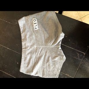 Fleo Shorts